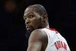 背靠背40分钟！杜兰特19中11砍32分正负值+18 三分历史第11里程碑