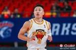贺希宁合同本赛季结束后到期！媒体人：休赛期想得到他得多少个w